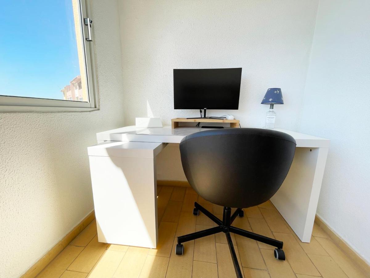 Panoramic Seaview - 2 Bedroom, Main Ave, 15 Min Walk Beach, Workspace Albufeira Exteriör bild
